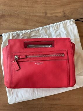 Coach Legacy Basket Clutch